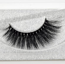 Load image into Gallery viewer, 3D Real Mink False Eyelash Strip Mink Lashes Thick Fake False Eyelashes Makeup Beauty Handmade 100% Glitter Packing D101