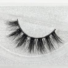 Load image into Gallery viewer, 3D Real Mink False Eyelash Strip Mink Lashes Thick Fake False Eyelashes Makeup Beauty Handmade 100% Glitter Packing D101